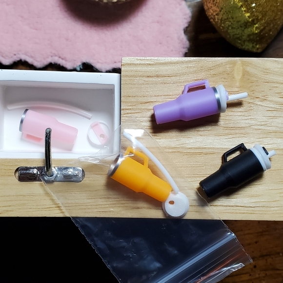 Miniature Accessories for Dolls - Picture 5 of 13